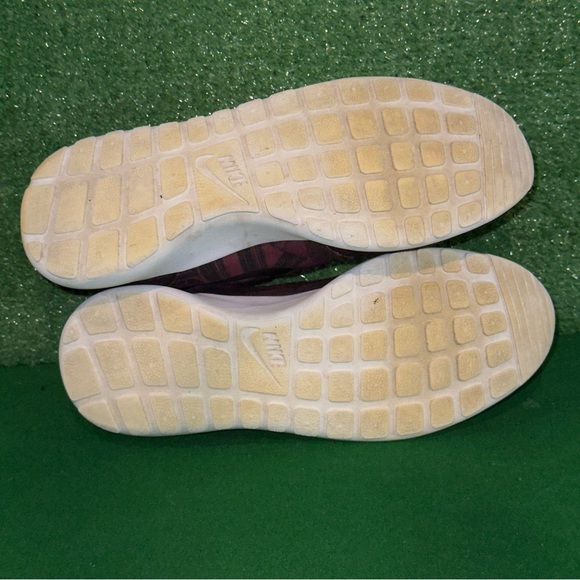 Nike Roshe One Print Night Maroon Black 844958-601 Women’s Size 8 - Picture 5 of 6